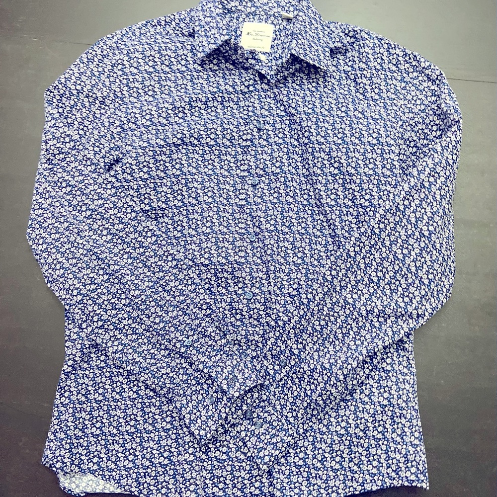 Ben Sherman floral dress shirt. 15 1/2 34-35